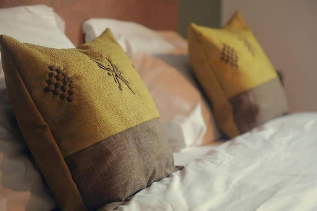 Bed and Breakfast O Petit Club Africain Dakar Esterno foto